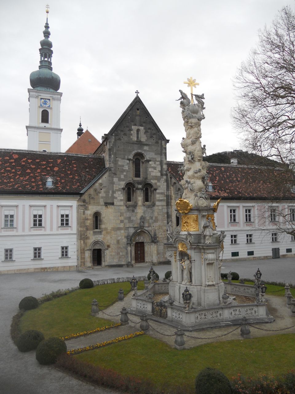 Zisterzienserstift Heiligenkreuz, Innenhof (© Christine Damböck)